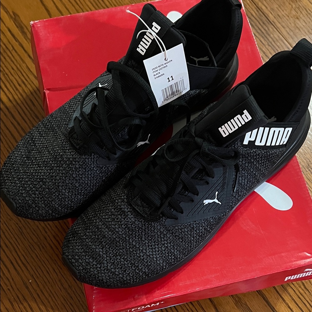PUMA Men's Black Athletic Shoes